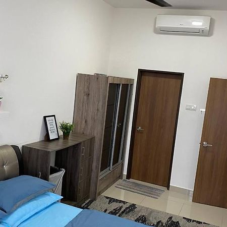 Family Stay, Sepang Klia, Free 2 Parking&Unifi ภายนอก รูปภาพ